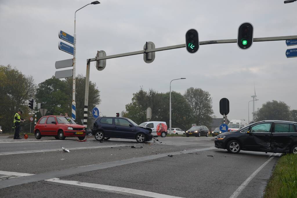 Drie auto's betrokken bij ongeval