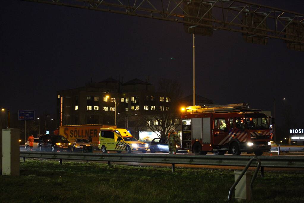 Meerdere voertuigen betrokken bij ongeval op snelweg