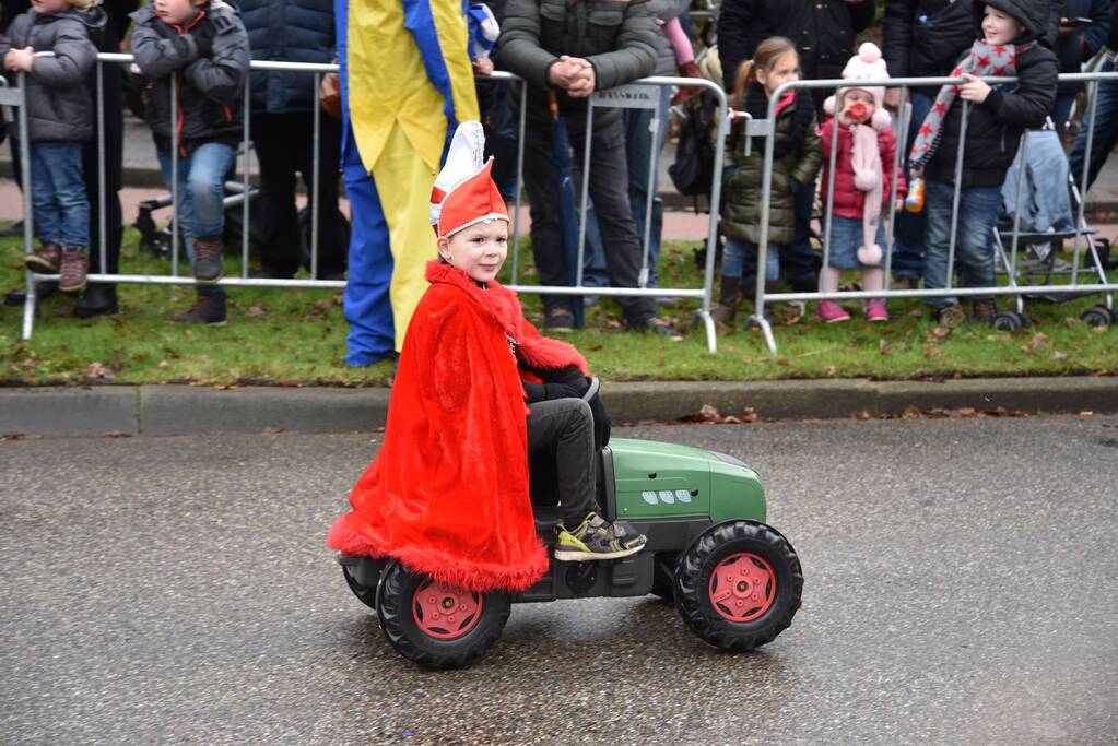 Drukke gezelligheid bij 41e carnavalsoptocht