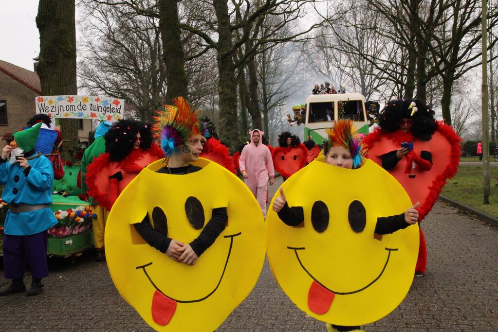 Drukke gezelligheid bij 41e carnavalsoptocht