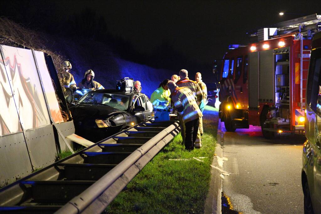 Twee gewonden na eenzijdig ongeval