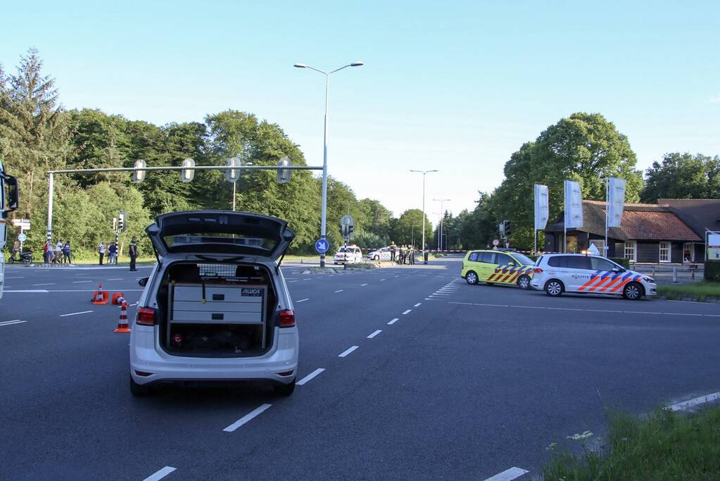 Bestuurder rijdt door na dodelijk ongeval