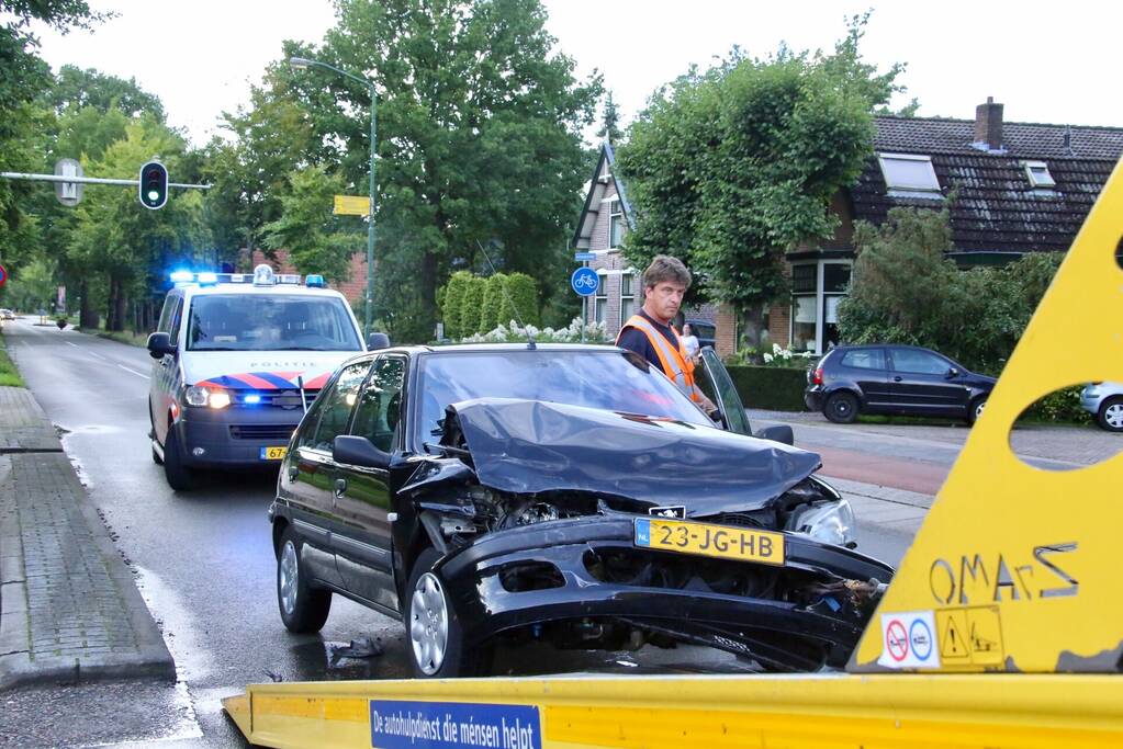 Flinke schade bij kop-staartbotsing