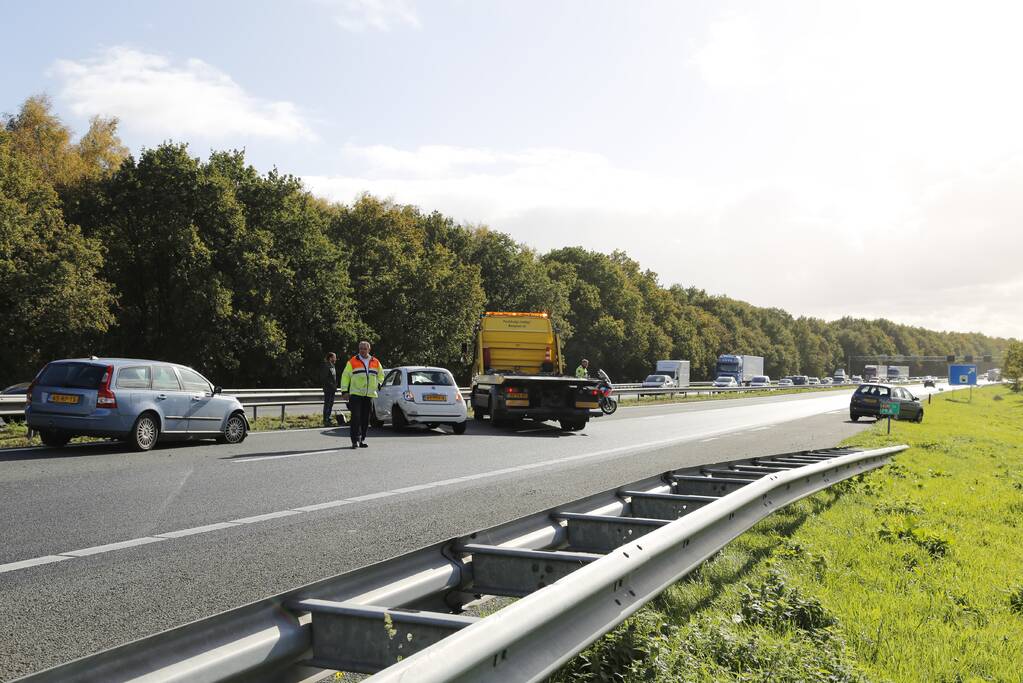 Drie auto's beschadigd bij ongeval