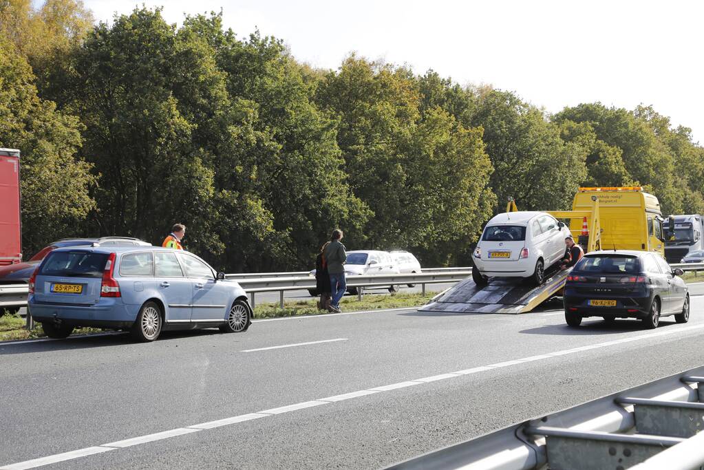 Drie auto's beschadigd bij ongeval