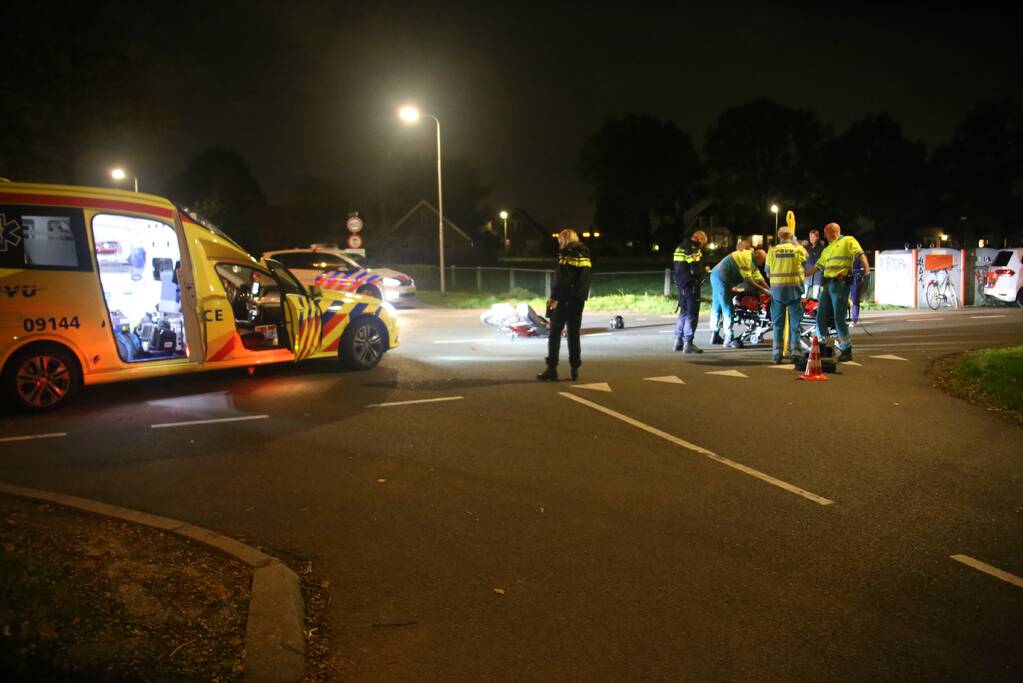 Brommerrijder gewond bij aanrijding