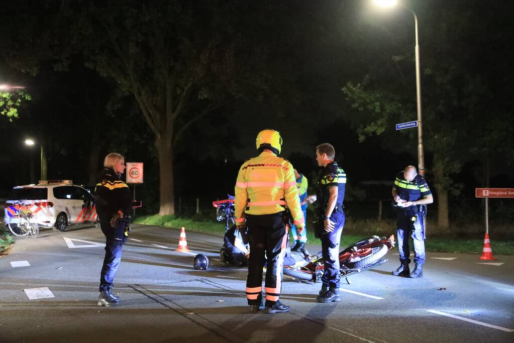 Brommerrijder gewond bij aanrijding