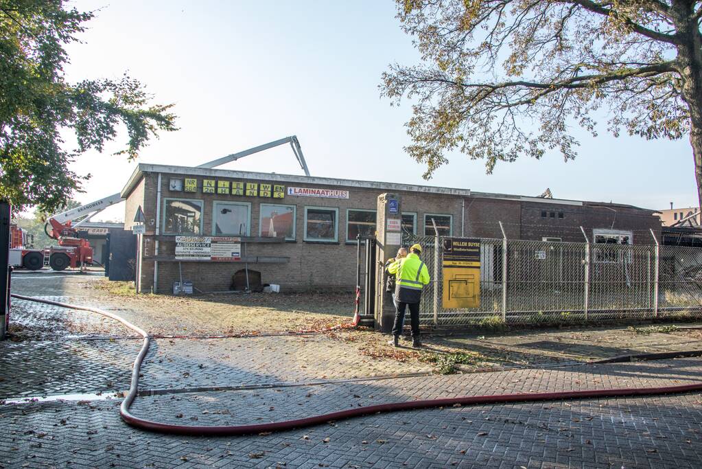 Zeer grote brand voormalige Noack-fabriek, the day after