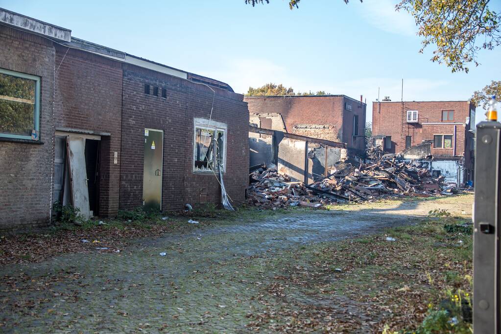 Zeer grote brand voormalige Noack-fabriek, the day after