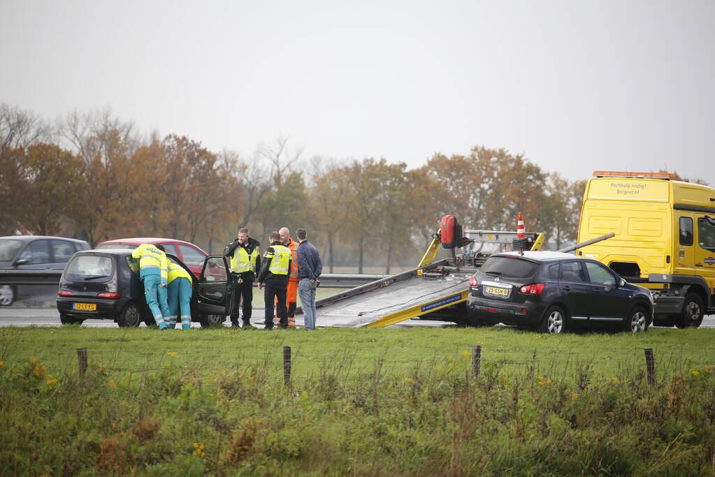 Meerdere voertuigen betrokken bij ongeval op snelweg