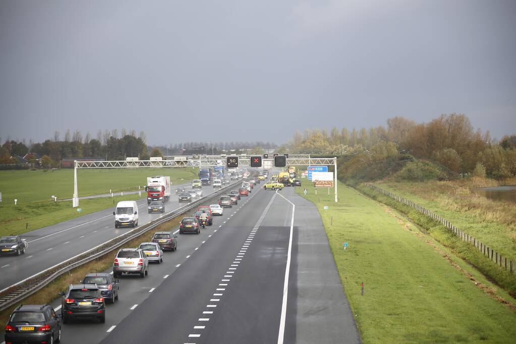 Meerdere voertuigen betrokken bij ongeval op snelweg