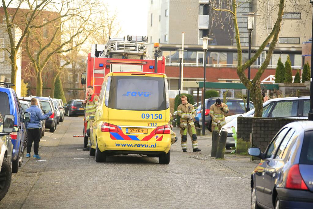 Kindje met voet vast in fiets