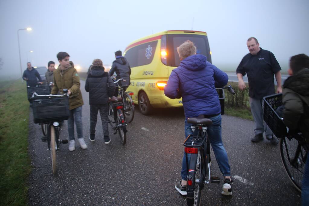 Jongen komt met voet vast te zitten tussen kettingkast en trapper