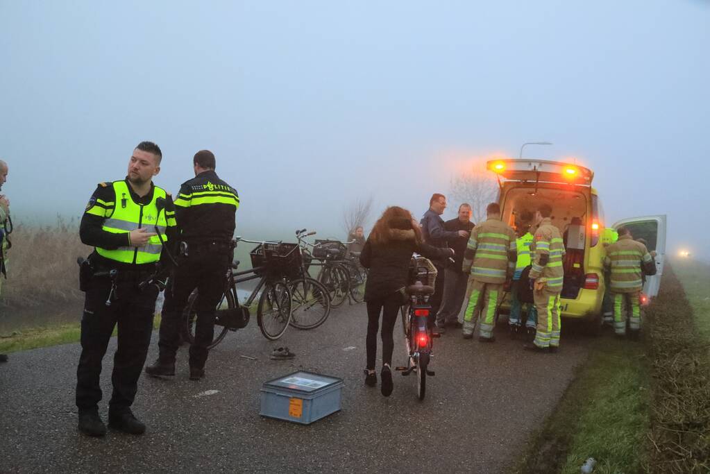 Jongen komt met voet vast te zitten tussen kettingkast en trapper