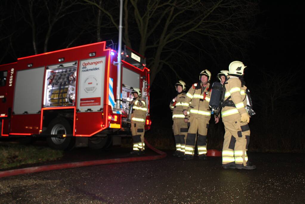 Uitslaande brand verwoest schuur