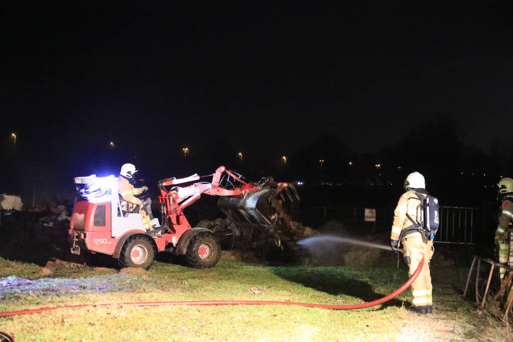 Uitslaande brand verwoest schuur