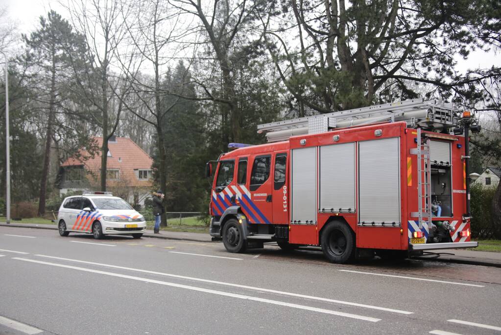 Brandweer opzoek naar gaslek