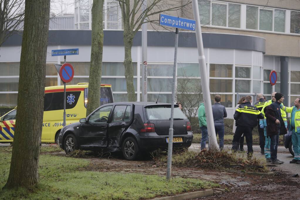 Flinke schade bij botsing op kruising