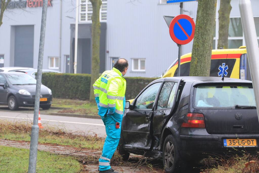 Flinke schade bij botsing op kruising