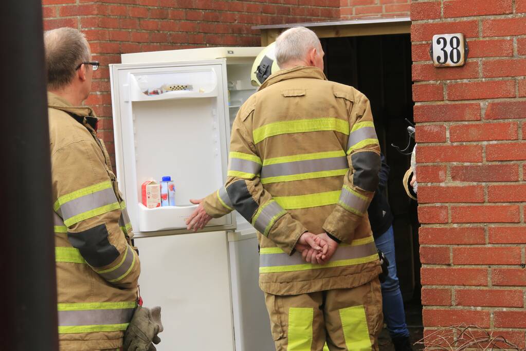 Gaslucht na schoonmaken koelkast