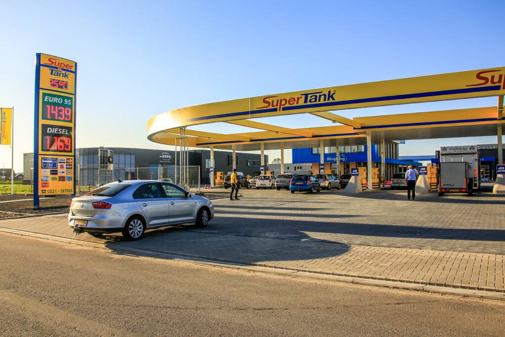 Ruim 1500 keer belastingvrij getankt op openingsdag tankstation