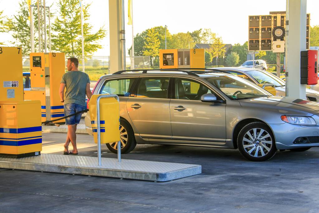 Ruim 1500 keer belastingvrij getankt op openingsdag tankstation