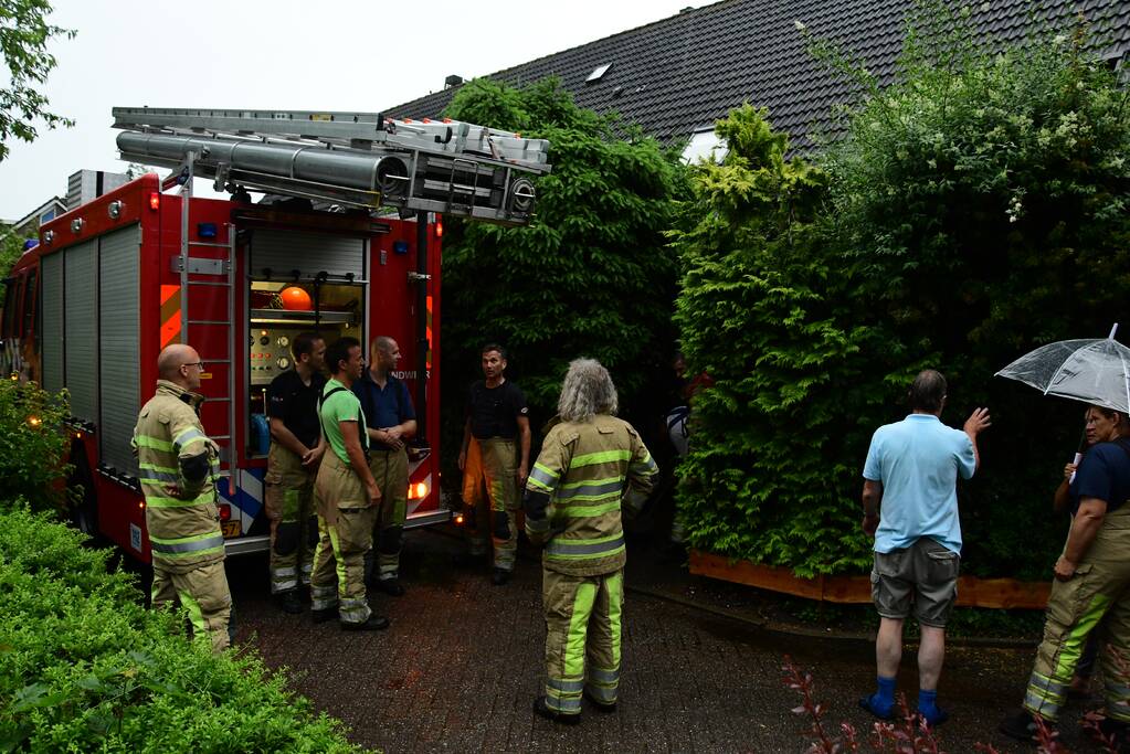 Water loopt uit sanitair en zet woning blank