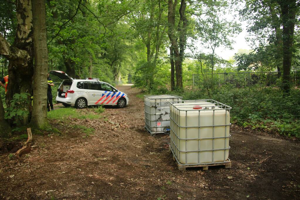 Drugsafval gedumpt in bos