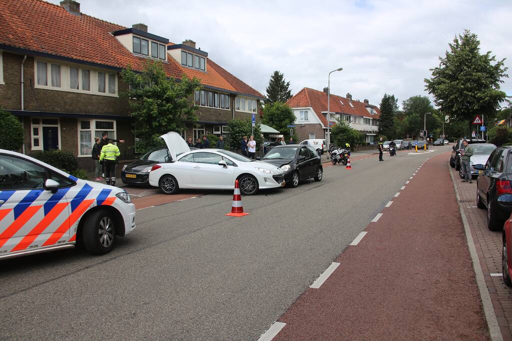 Veel schade bij aanrijding