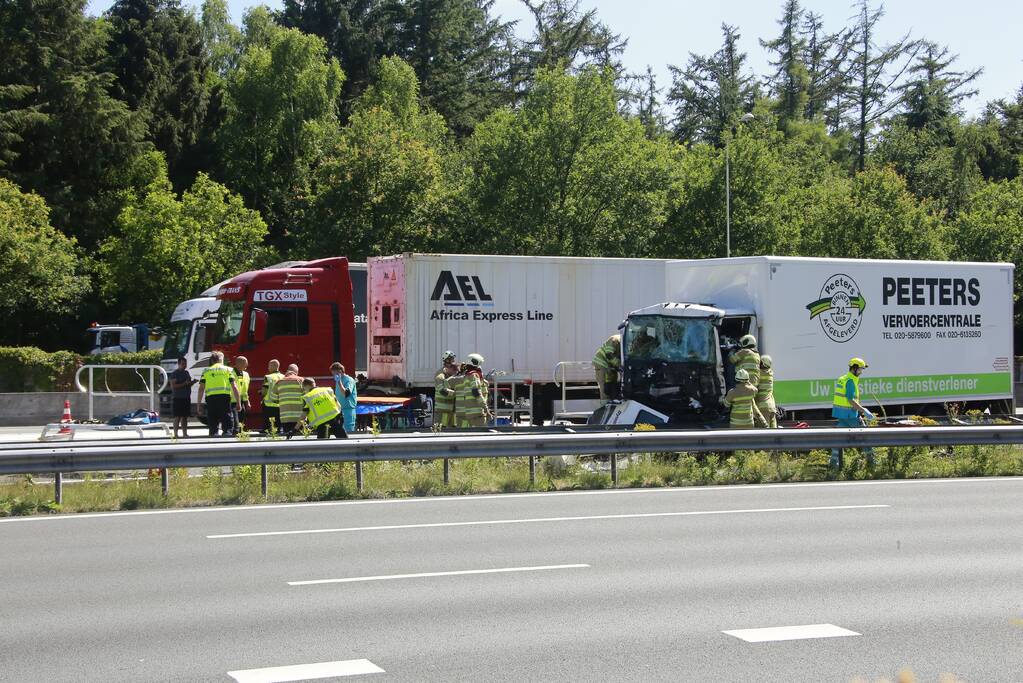 Meerdere voertuigen betrokken bij aanrijding