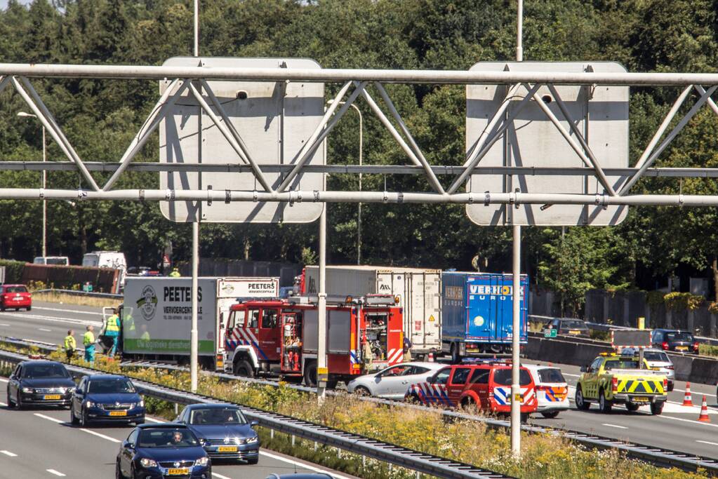 Meerdere voertuigen betrokken bij aanrijding