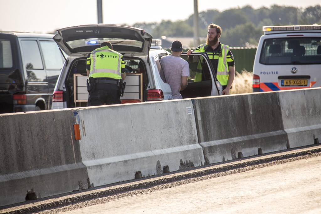 Dronken bestuurder klapt op voorganger