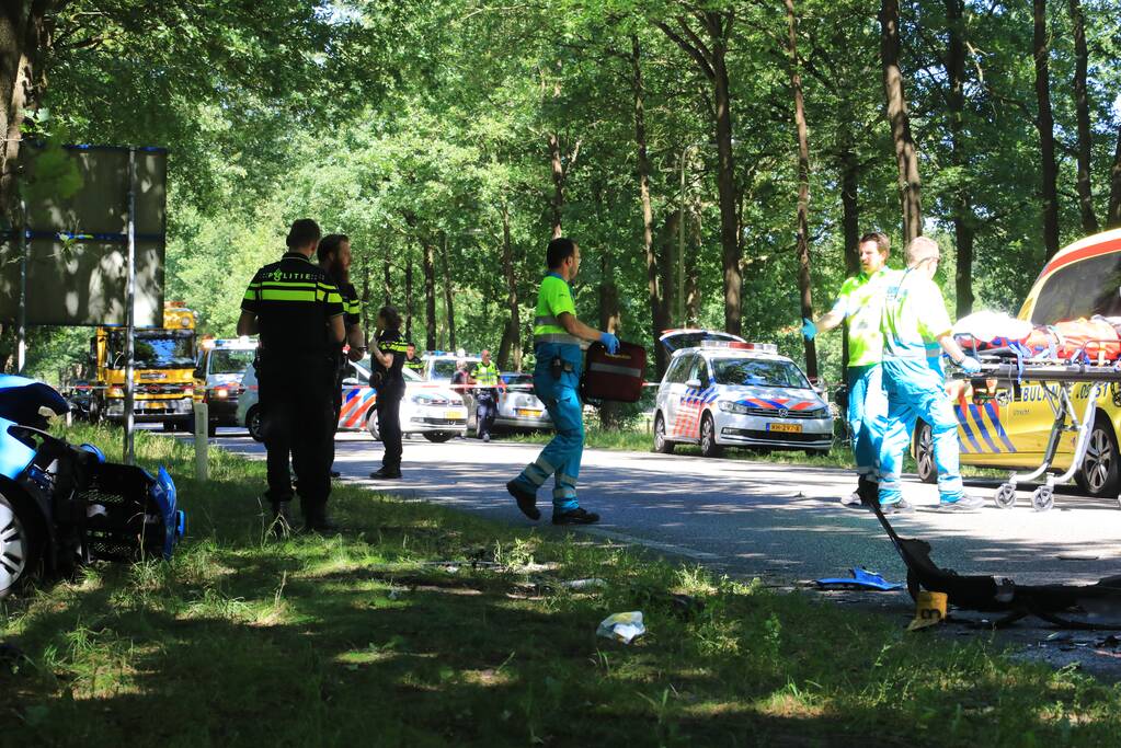 Meerdere gewonden na frontale aanrijding