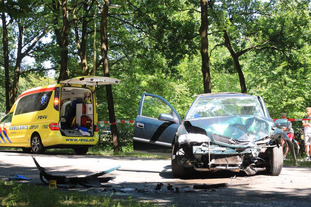 Meerdere gewonden na frontale aanrijding