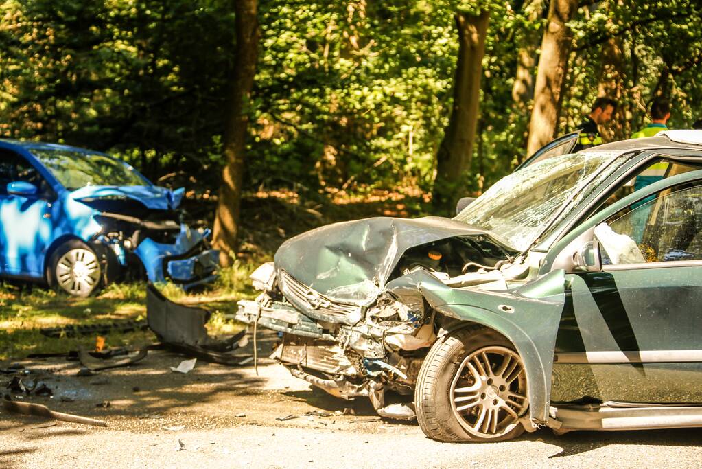 Meerdere gewonden na frontale aanrijding