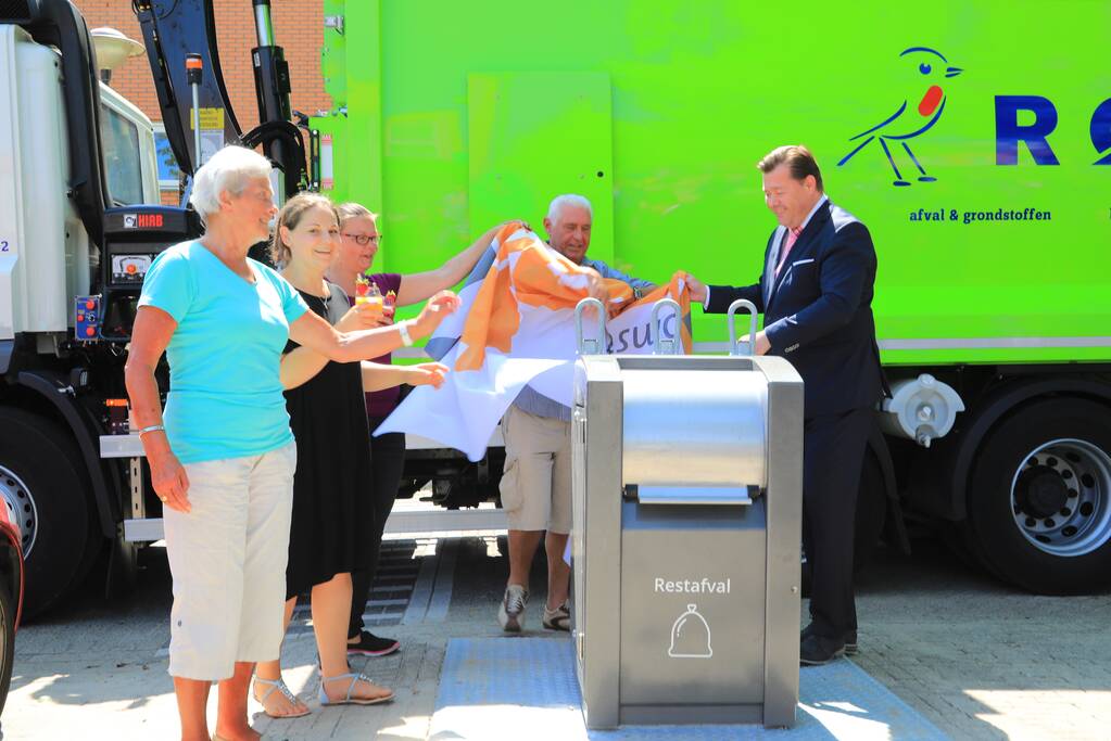 Ondergrondse afvalcontainers geplaatst