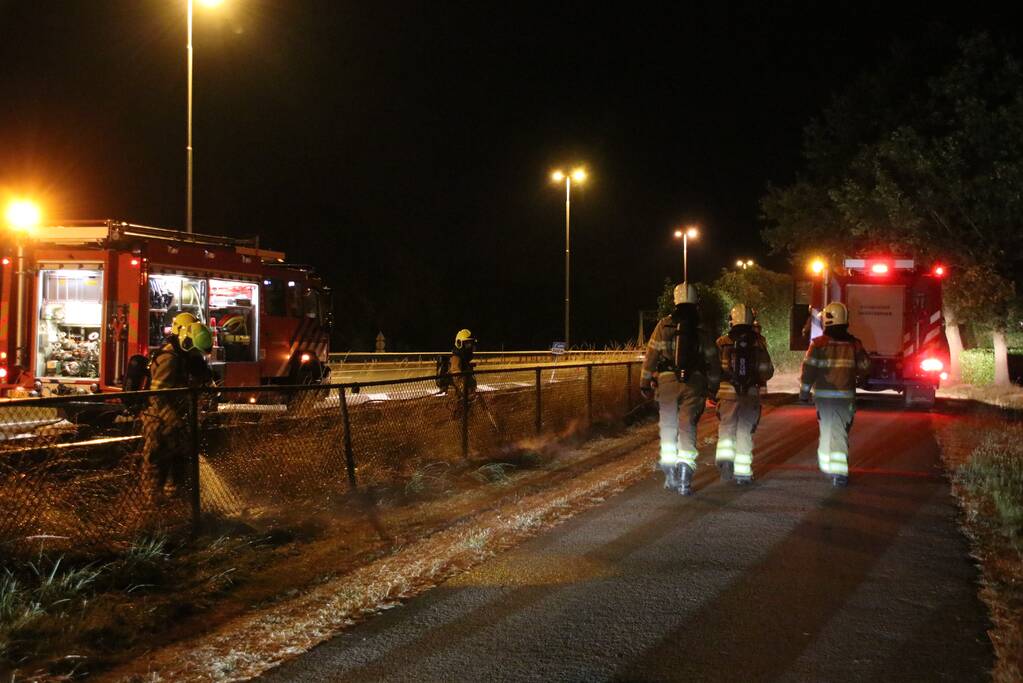 Bermbrand snel onder controle