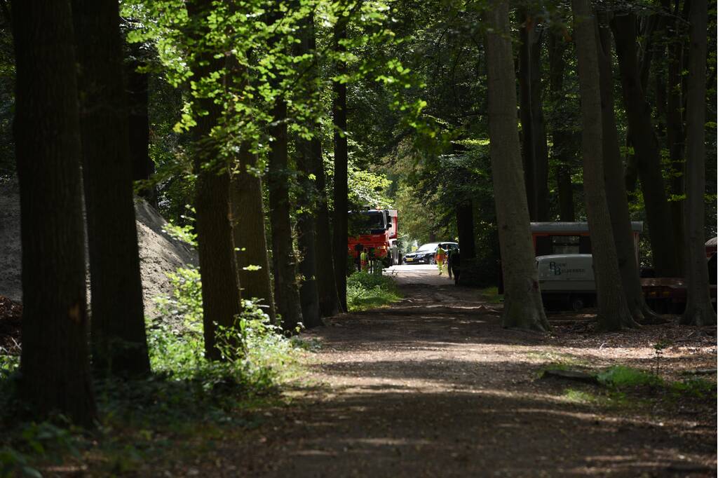 Voorbereiding voor ontploffing van bom in vollegang