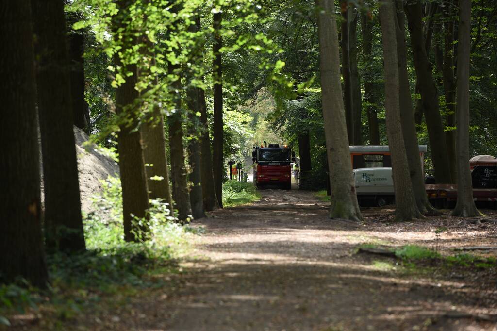 Voorbereiding voor ontploffing van bom in vollegang