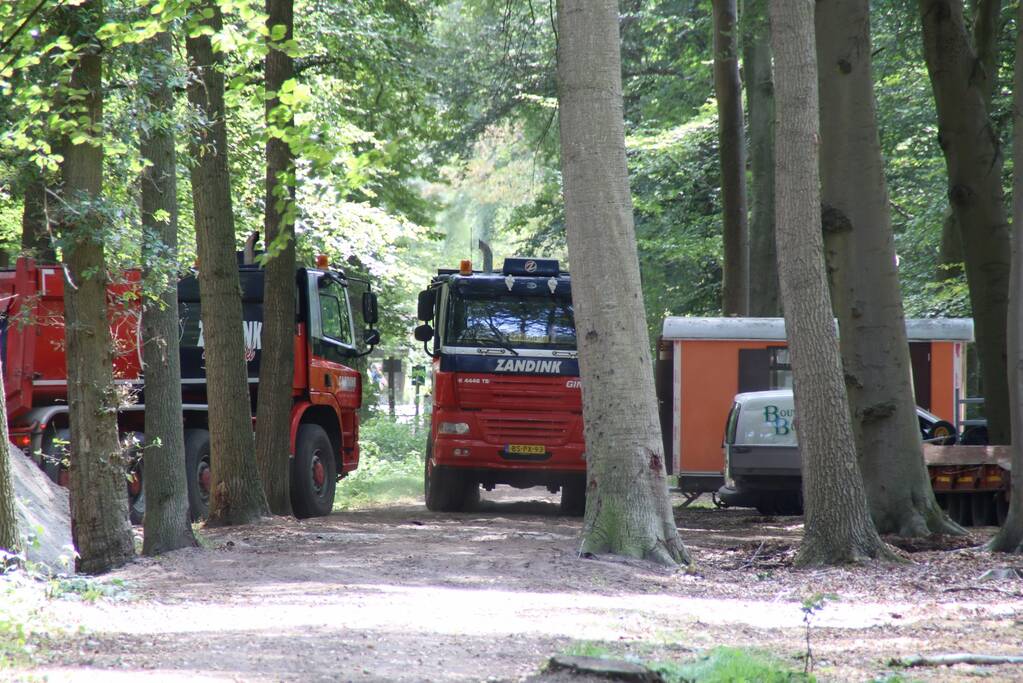 Voorbereiding voor ontploffing van bom in vollegang