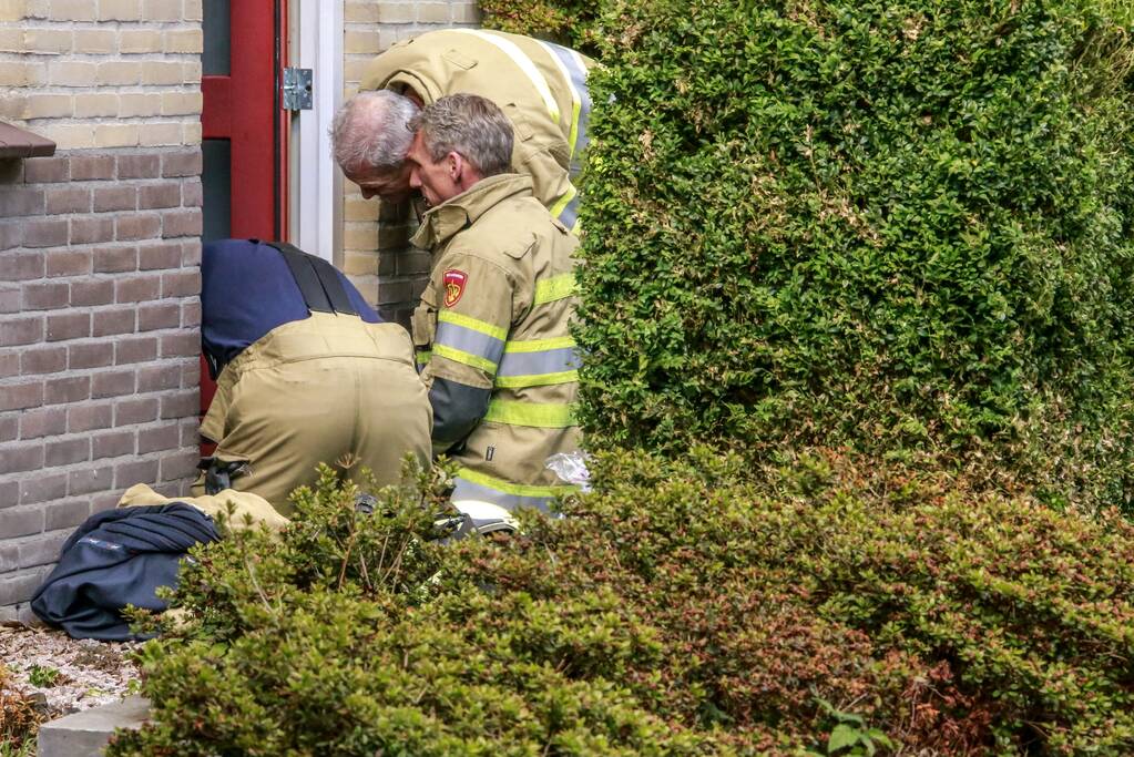 Bewoner zaagt gasleiding doormidden