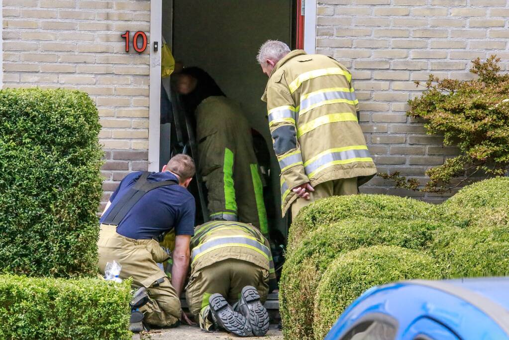 Bewoner zaagt gasleiding doormidden