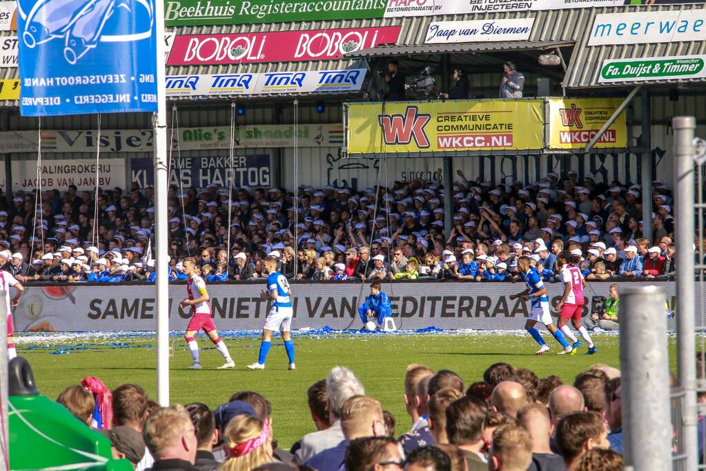 Drukke gezelligheid bij Derby