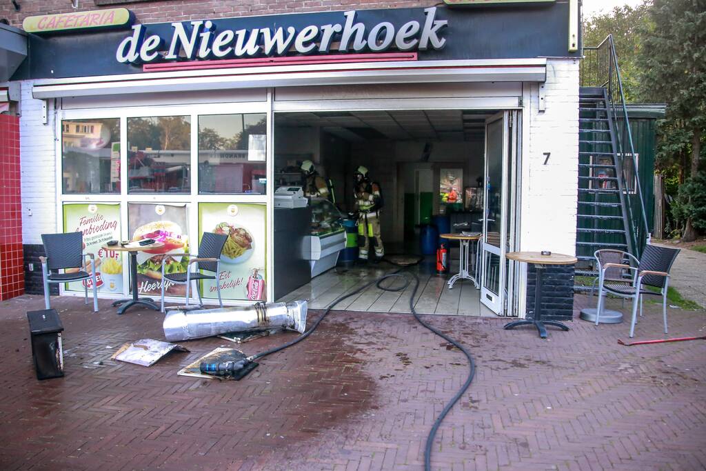 Brand in afvoerkanaal cafetaria