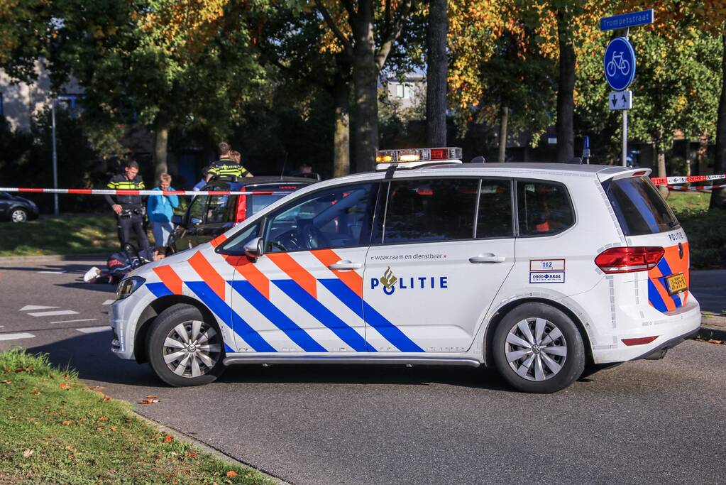 Fietser gewond na botsing met auto