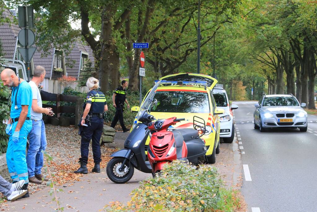 Scooterrijder breekt pols bij aanrijding