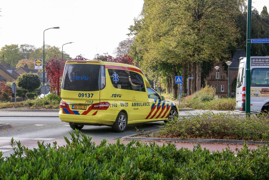 Automobilist rijdt door na ongeval