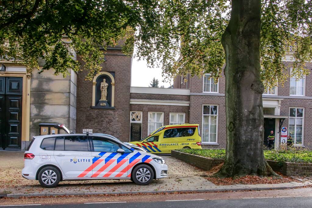 Automobilist rijdt door na ongeval