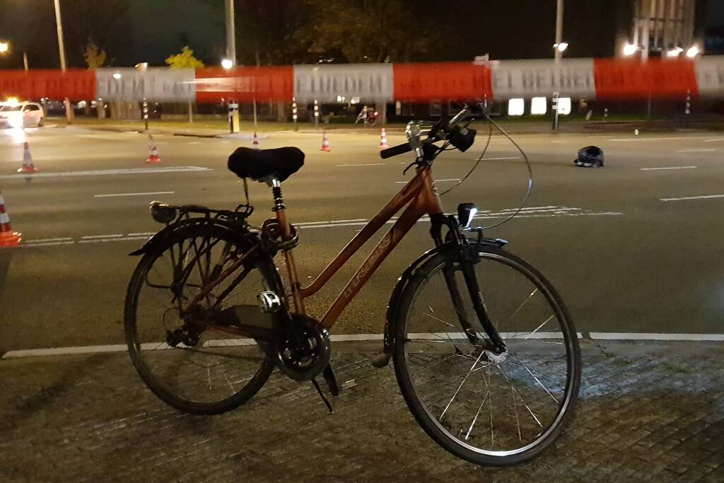 Fietser zwaargewond bij aanrijding met auto