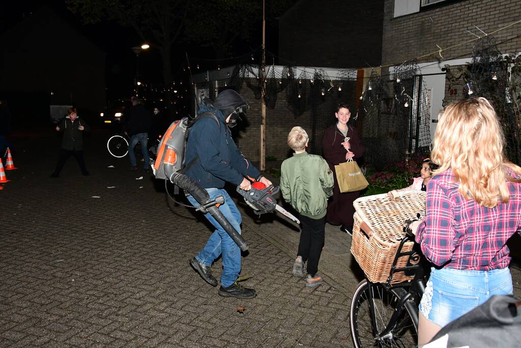 Eemnes omgetoverd in Halloweenstad